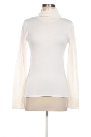 Damenpullover Stradivarius, Größe M, Farbe Weiß, Preis 14,83 €