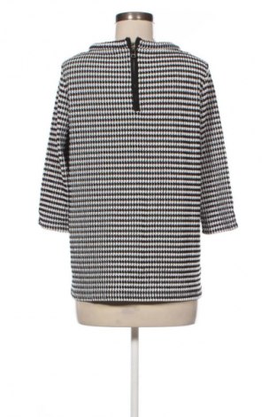 Дамски пуловер Unbranded, Размер XL, Цвят Многоцветен, Цена 23,99 лв.