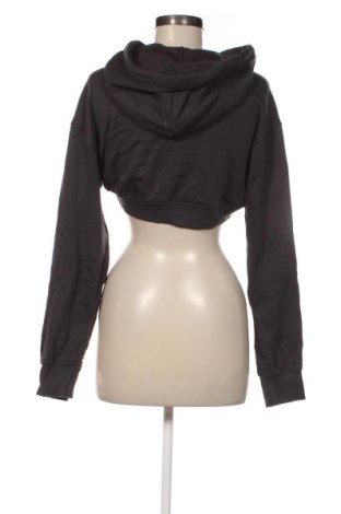 Dámský sportovní top  H&M Divided, Velikost XS, Barva Šedá, Cena  209,00 Kč
