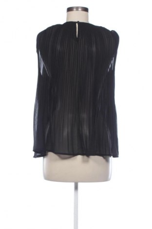 Top de femei Reserved, Mărime S, Culoare Negru, Preț 76,70 Lei