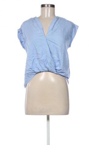 Damentop Reserved, Größe XS, Farbe Blau, Preis 14,77 €