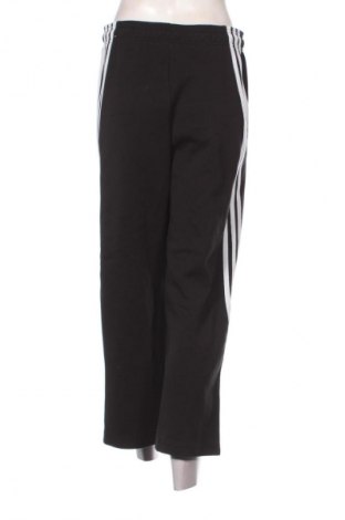 Damen Sporthose Adidas, Größe M, Farbe Mehrfarbig, Preis 20,97 €
