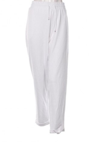 Pantaloni trening de femei Bpc Bonprix Collection, Mărime XXL, Culoare Alb, Preț 76,32 Lei