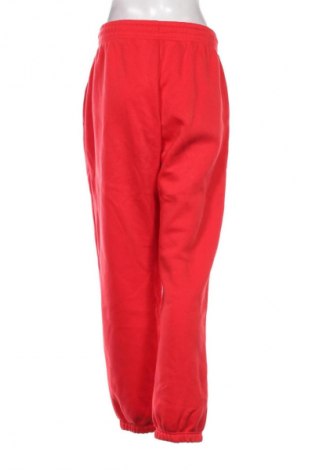 Damskie spodnie sportowe Nike, Rozmiar M, Kolor Czerwony, Cena 305,99 zł