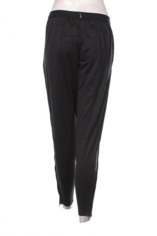 Pantaloni trening de femei Nike, Mărime M, Culoare Negru, Preț 175,99 Lei