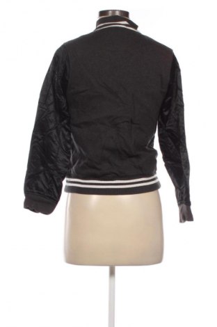 Dámská bunda  Nike, Velikost M, Barva Vícebarevné, Cena  1 529,00 Kč