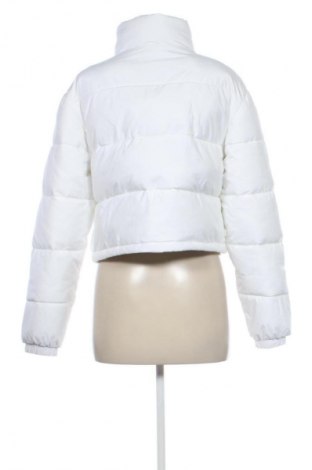 Дамско яке Tommy Jeans, Размер M, Цвят Бял, Цена 364,99 лв.