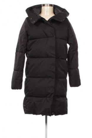 Дамско яке Vero Moda, Размер XS, Цвят Черен, Цена 75,99 лв.