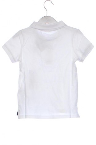 Детска тениска Guess, Размер 3-4y/ 104-110 см, Цвят Бял, Цена 46,99 лв.