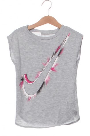 Παιδικό μπλουζάκι Nike, Μέγεθος 4-5y/ 110-116 εκ., Χρώμα Πολύχρωμο, Τιμή 12,74 €