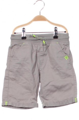Dětské krátké kalhoty  F&F, Velikost 6-7y/ 122-128 cm, Barva Šedá, Cena  177,00 Kč