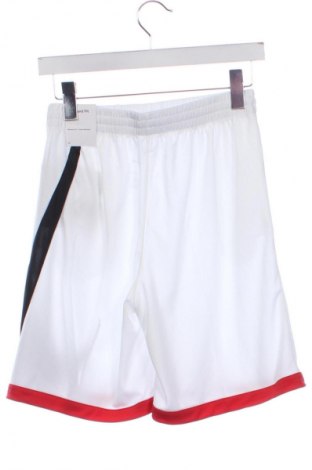 Kinder Shorts Nike, Größe 14-15y/ 168-170 cm, Farbe Weiß, Preis € 43,99