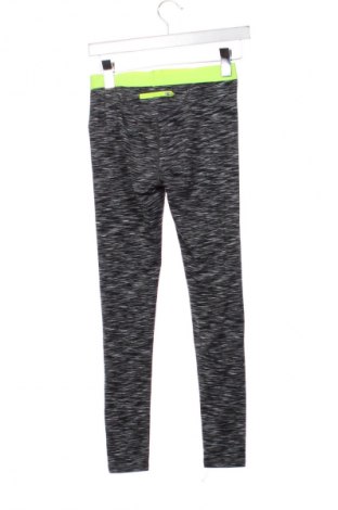 Detské legíny  H&M Sport, Veľkosť 10-11y/ 146-152 cm, Farba Viacfarebná, Cena  7,00 €