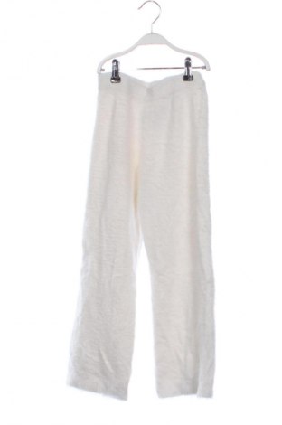 Детски панталон H&M, Размер 6-7y/ 122-128 см, Цвят Бял, Цена 14,99 лв.