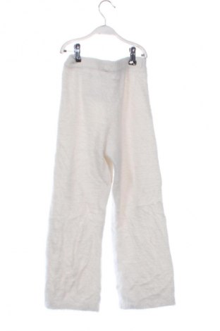 Детски панталон H&M, Размер 6-7y/ 122-128 см, Цвят Бял, Цена 14,99 лв.