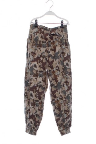 Детски панталон Zara, Размер 8-9y/ 134-140 см, Цвят Многоцветен, Цена 14,99 лв.