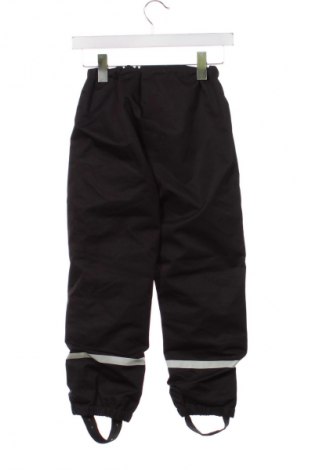 Dětské kalhoty pro zimní sporty  H&M, Velikost 6-7y/ 122-128 cm, Barva Černá, Cena  529,00 Kč