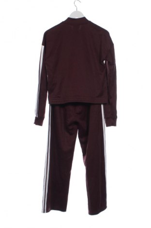 Dresy dziecięce Adidas, Rozmiar 15-18y/ 170-176 cm, Kolor Kolorowy, Cena 355,99 zł