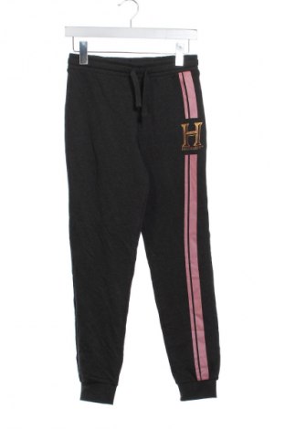Detské tepláky Harry Potter, Veľkosť 10-11y/ 146-152 cm, Farba Sivá, Cena  24,95 €
