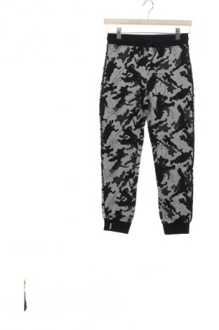 Gyerek sport nadrág Unbranded, Méret 8-9y / 134-140 cm, Szín Sokszínű, Ár 7 980 Ft