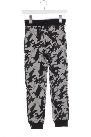 Pantaloni de trening, pentru copii Unbranded, Mărime 8-9y/ 134-140 cm, Culoare Multicolor, Preț 105,00 Lei
