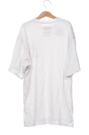 Мъжка тениска Pull&Bear, Размер XS, Цвят Бял, Цена 19,00 лв.