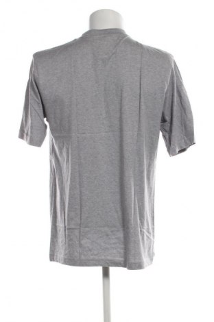 Мъжка тениска Unbranded, Размер XL, Цвят Сив, Цена 19,99 лв.