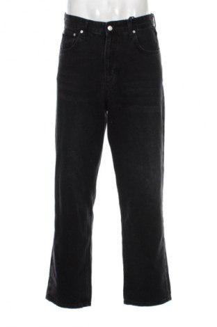 Blugi de bărbați Pull&Bear, Mărime M, Culoare Negru, Preț 214,99 Lei