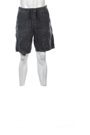 Pantaloni scurți de bărbați Wrangler, Mărime M, Culoare Gri, Preț 123,99 Lei
