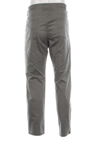 Herrenhose Bexleys, Größe XL, Farbe Grün, Preis 25,00 €