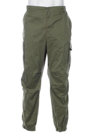 Herrenhose Free, Größe XL, Farbe Grün, Preis € 19,95