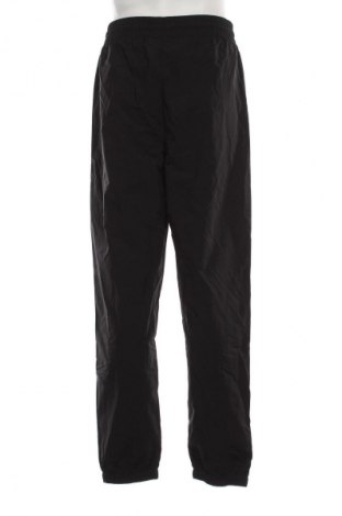 Pantaloni de bărbați New Era, Mărime M, Culoare Negru, Preț 212,99 Lei