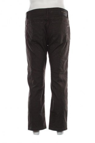 Pantaloni de bărbați Pierre Cardin, Mărime L, Culoare Multicolor, Preț 130,99 Lei