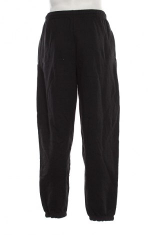 Pantaloni trening de bărbați Fruit Of The Loom, Mărime L, Culoare Negru, Preț 72,99 Lei