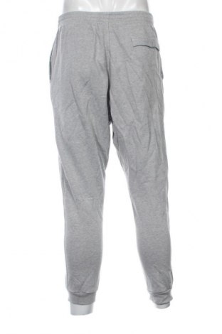 Pánske tepláky Nike, Veľkosť L, Farba Sivá, Cena  36,95 €