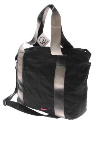 Пътна чанта Nike, Цвят Черен, Цена 43,97 €