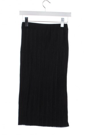 Φούστα Bershka, Μέγεθος XS, Χρώμα Μαύρο, Τιμή 11,86 €
