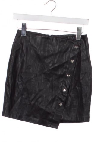 Spódnica Bershka, Rozmiar S, Kolor Czarny, Cena 36,99 zł