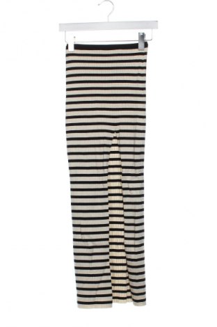 Rock Bershka, Größe XS, Farbe Mehrfarbig, Preis 11,76 €