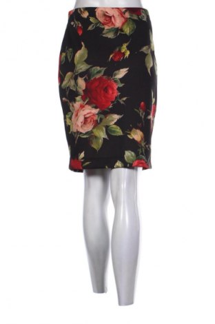 Пола Daphne, Размер M, Цвят Многоцветен, Цена 19,99 лв.