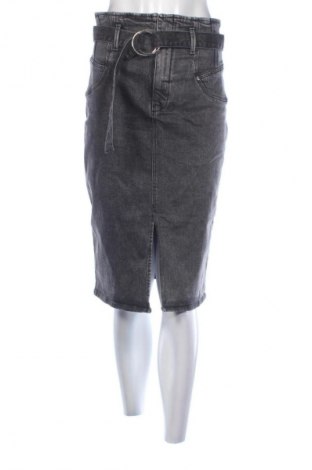 Sukňa Guess, Veľkosť M, Farba Čierna, Cena  38,87 €