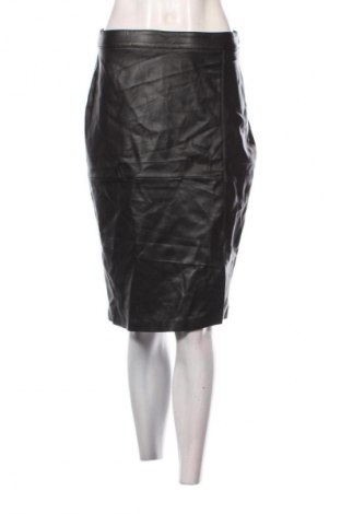 Пола Mango, Размер M, Цвят Черен, Цена 13,99 лв.