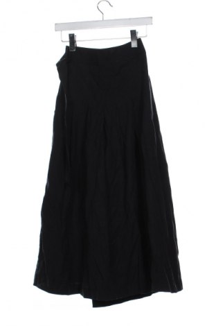 Szoknya Reserved, Méret XS, Szín Fekete, Ár 4 636 Ft