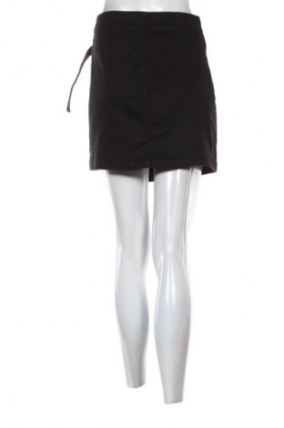 Φούστα Stradivarius, Μέγεθος S, Χρώμα Μαύρο, Τιμή 9,72 €