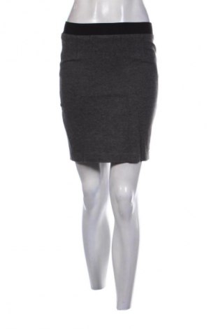 Fustă Tommy Hilfiger, Mărime S, Culoare Gri, Preț 216,08 Lei