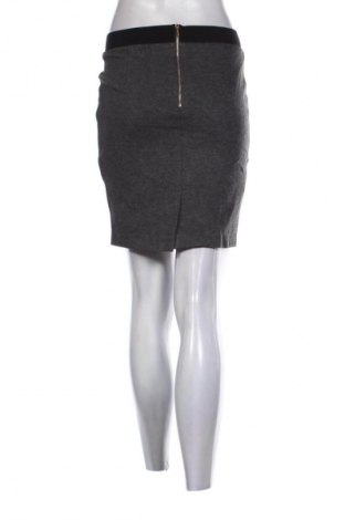 Fustă Tommy Hilfiger, Mărime S, Culoare Gri, Preț 216,08 Lei