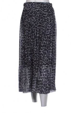 Пола Unbranded, Размер M, Цвят Многоцветен, Цена 19,99 лв.