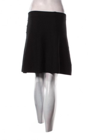 Пола Zara, Размер M, Цвят Черен, Цена 13,99 лв.