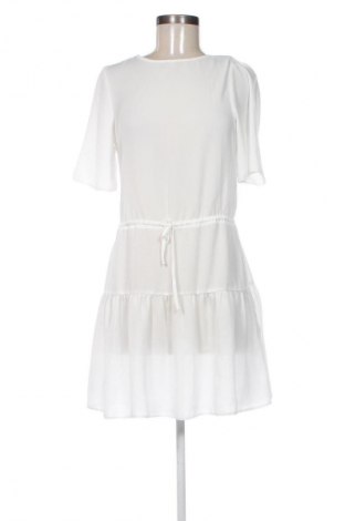 Kleid ASOS, Größe S, Farbe Weiß, Preis 24,48 €