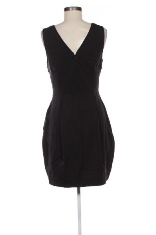Kleid Armani Exchange, Größe L, Farbe Schwarz, Preis 96,30 €